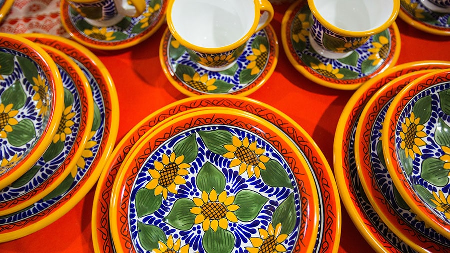 Persian ceramic art